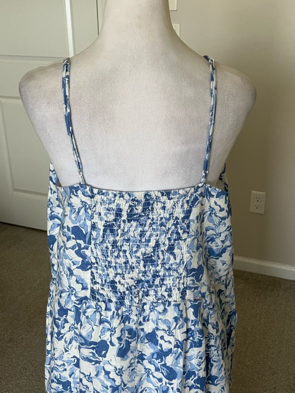 Like New Quince 100% European Linen Blue & White Floral Midi Dress Size XL - Picture 8 of 16